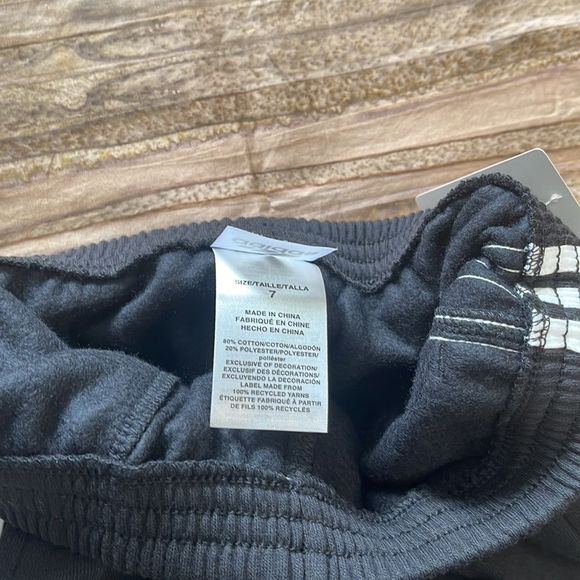 Adidas Little Boys Zip Front Essential Fleece Hoodie and Jogger - Picture 15 of 16